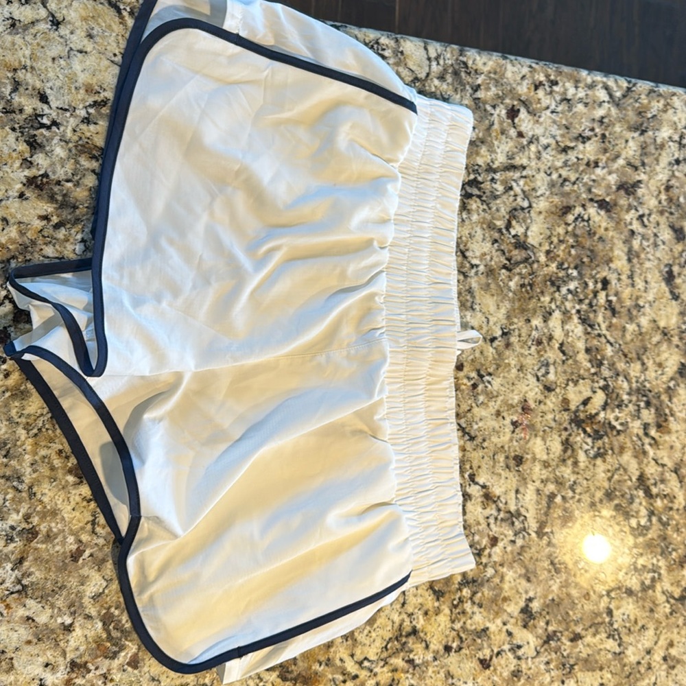 Varley athletic shorts. NWOT. Size medium